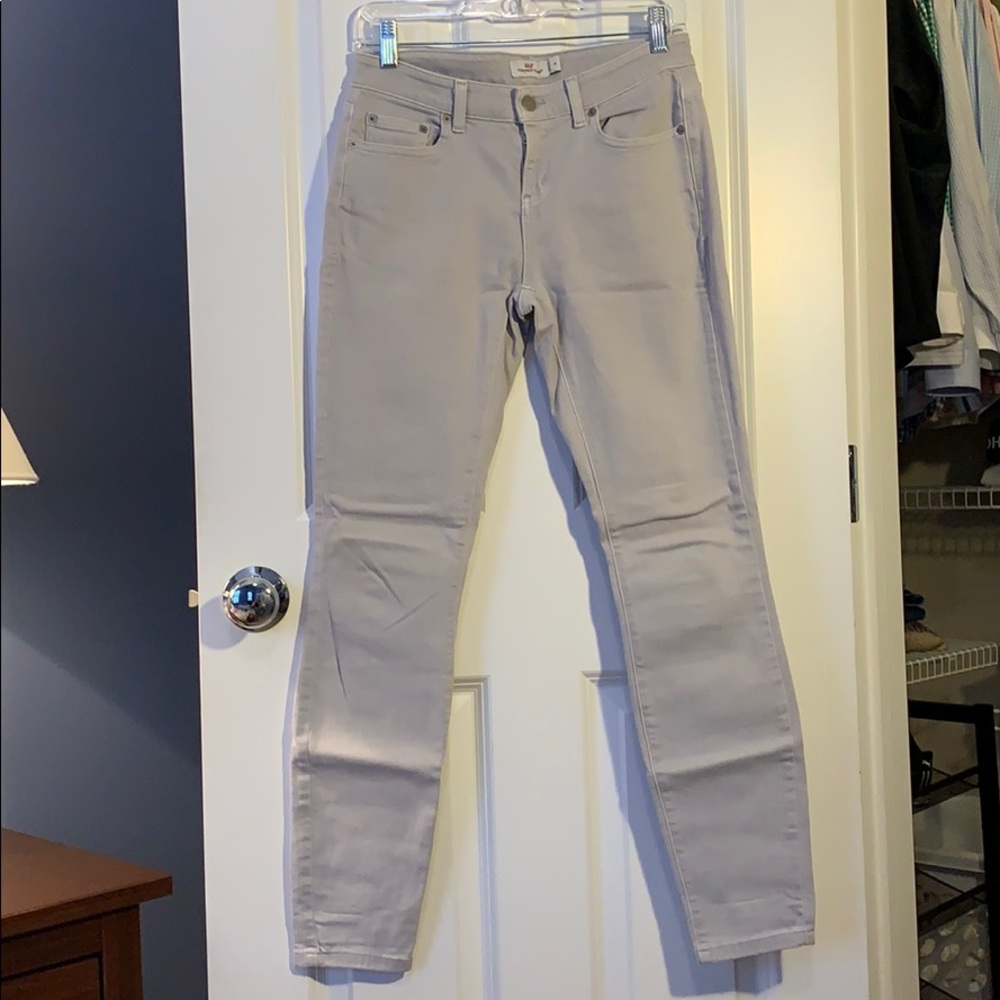 Vineyard vines colored jeans